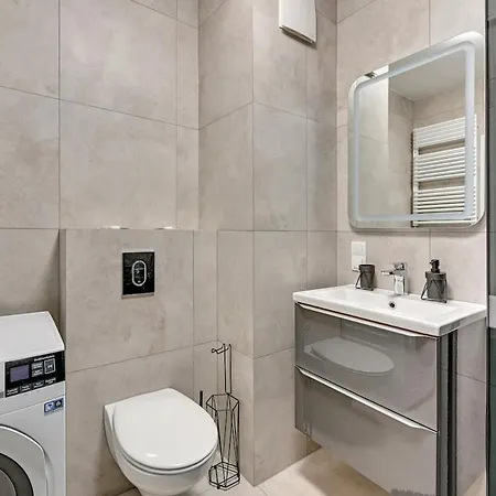 Lily - Nadmotlawie Sauna And Gym Apartment *